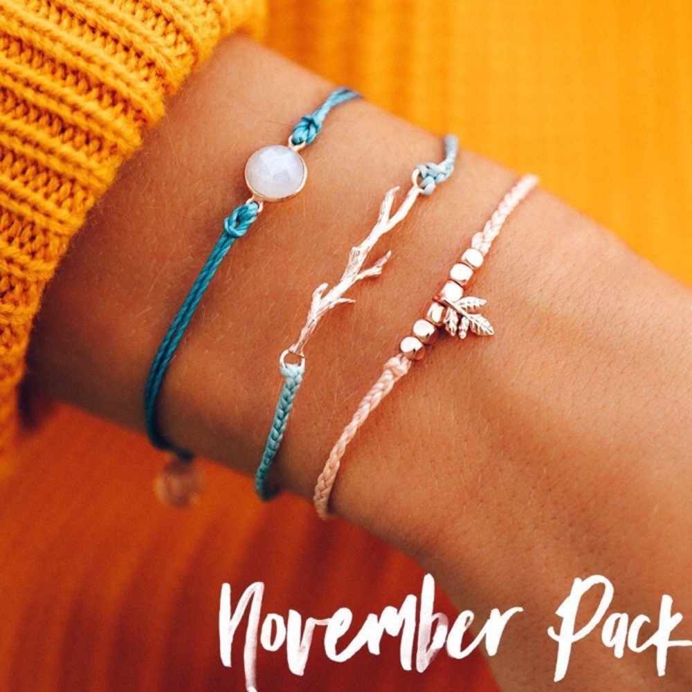 Pura Vida November Monthly Club Pack